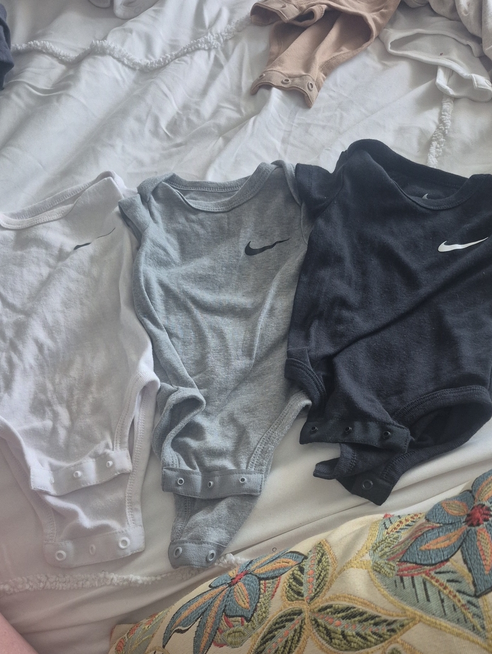 Nike Baby Bodysuits Trio in White, Gray & Black
